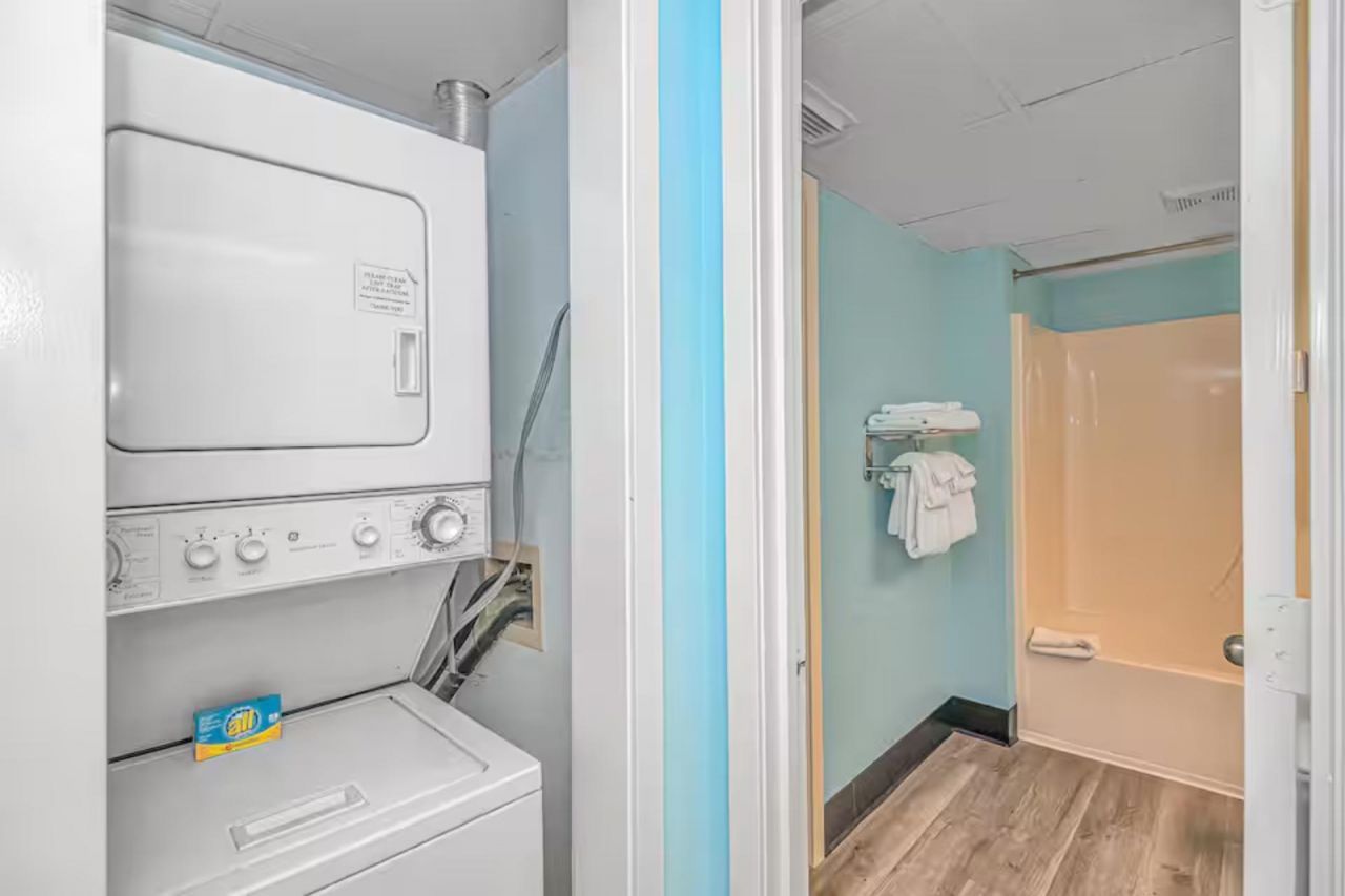 202 73rd Ave. N Photo 21