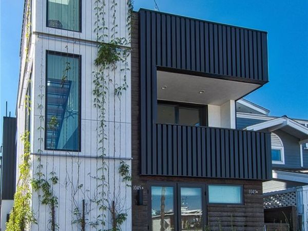 1045 W Balboa Blvd, Newport Beach, CA 92661