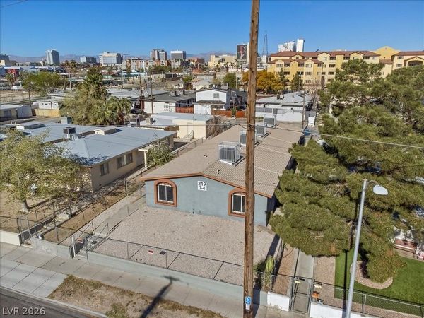 219 N 14th Street, Las Vegas, NV 89101