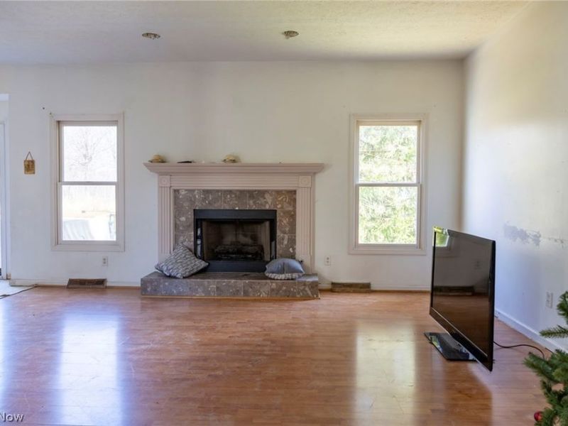 7571 Pleasant Run Drive, Seven Hills, OH 44131 Photo 11