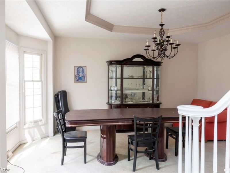 7571 Pleasant Run Drive, Seven Hills, OH 44131 Photo 12