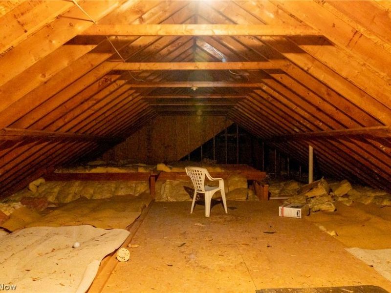 7571 Pleasant Run Drive, Seven Hills, OH 44131 Photo 31