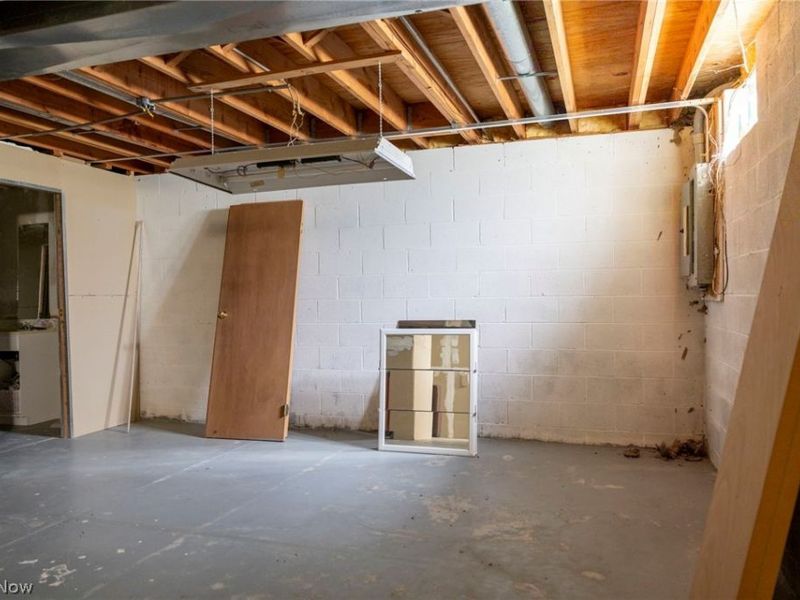 7571 Pleasant Run Drive, Seven Hills, OH 44131 Photo 33