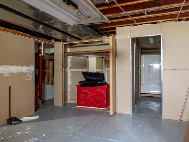 7571 Pleasant Run Drive, Seven Hills, OH 44131 Photo 34