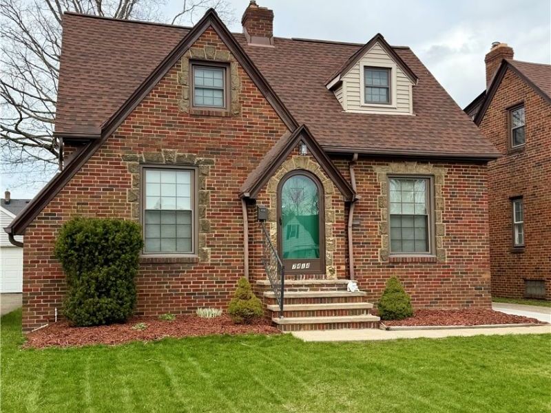 7414 Dartworth Drive, Parma, OH 44129 Photo 1