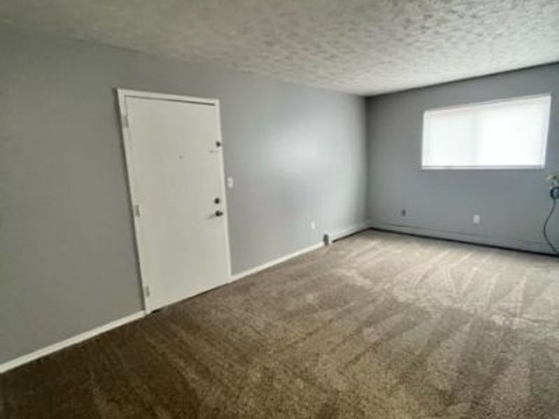 166 Kendall Avenue, Unit 1, Campbell, OH 44405 Photo 3