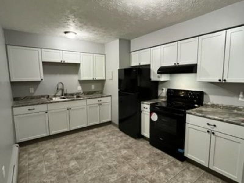 166 Kendall Avenue, Unit 1, Campbell, OH 44405 Photo 5