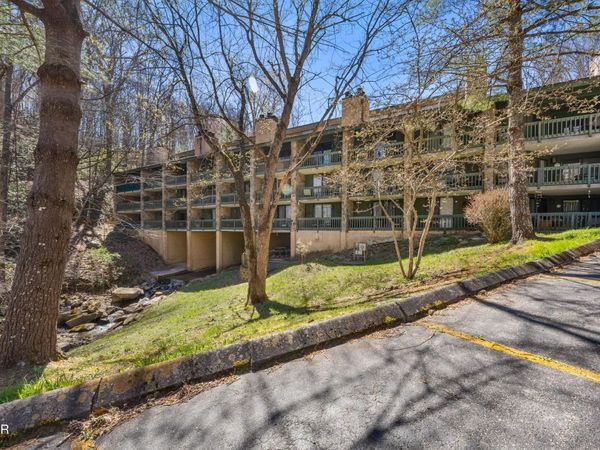 1435 Wiley Oakley Drive, Gatlinburg, TN 37738