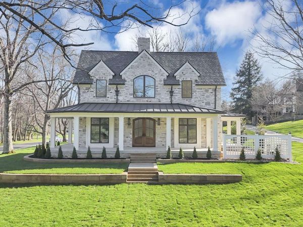 880 Newark Granville Road, Granville, OH 43023