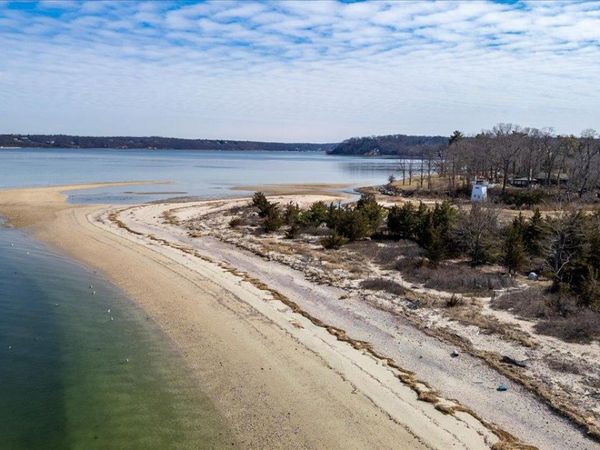 224 Centre Island Road, Centre Island, NY 11771