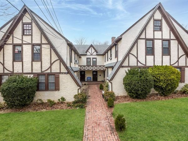 4320 Hamilton Place , Little Neck, NY 11363