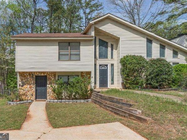 6820 S Lakewood Terrace, Douglasville, GA 30135