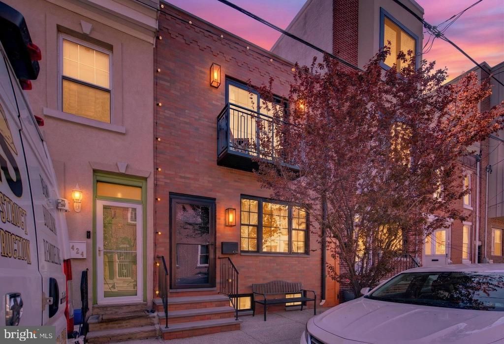 426 Cross Street, Philadelphia, PA 19147 Main Photo