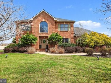 2613 HUNTFIELD DRIVE, YORK, PA 17404