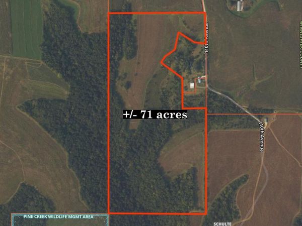 110th Avenue, Decorah, IA 52101