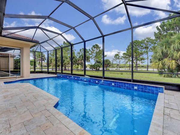 8345 Pine, West Palm Beach, FL 33411