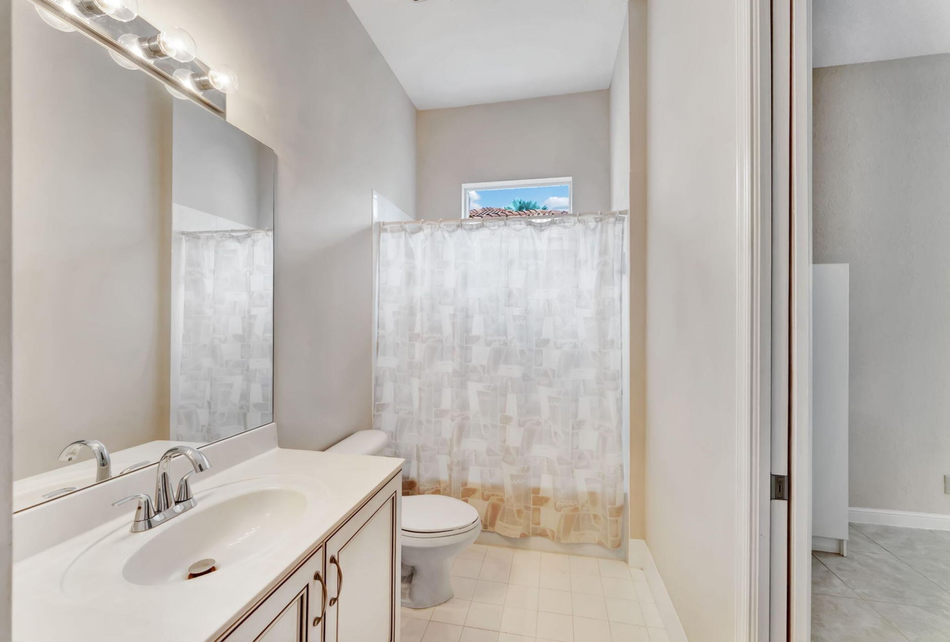 8345 Pine, West Palm Beach, FL 33411 Photo