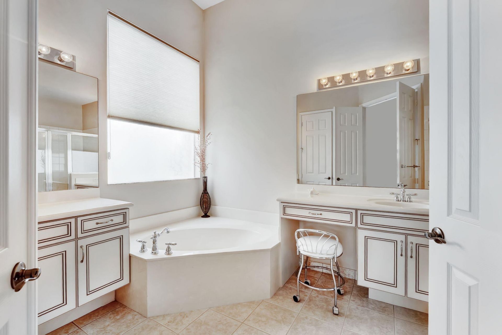 8345 Pine, West Palm Beach, FL 33411 Photo