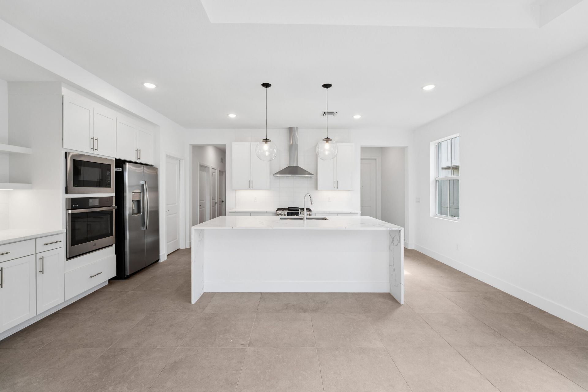 10083 NW Dreamweaver Road, Port Saint Lucie, FL 34987 Photo