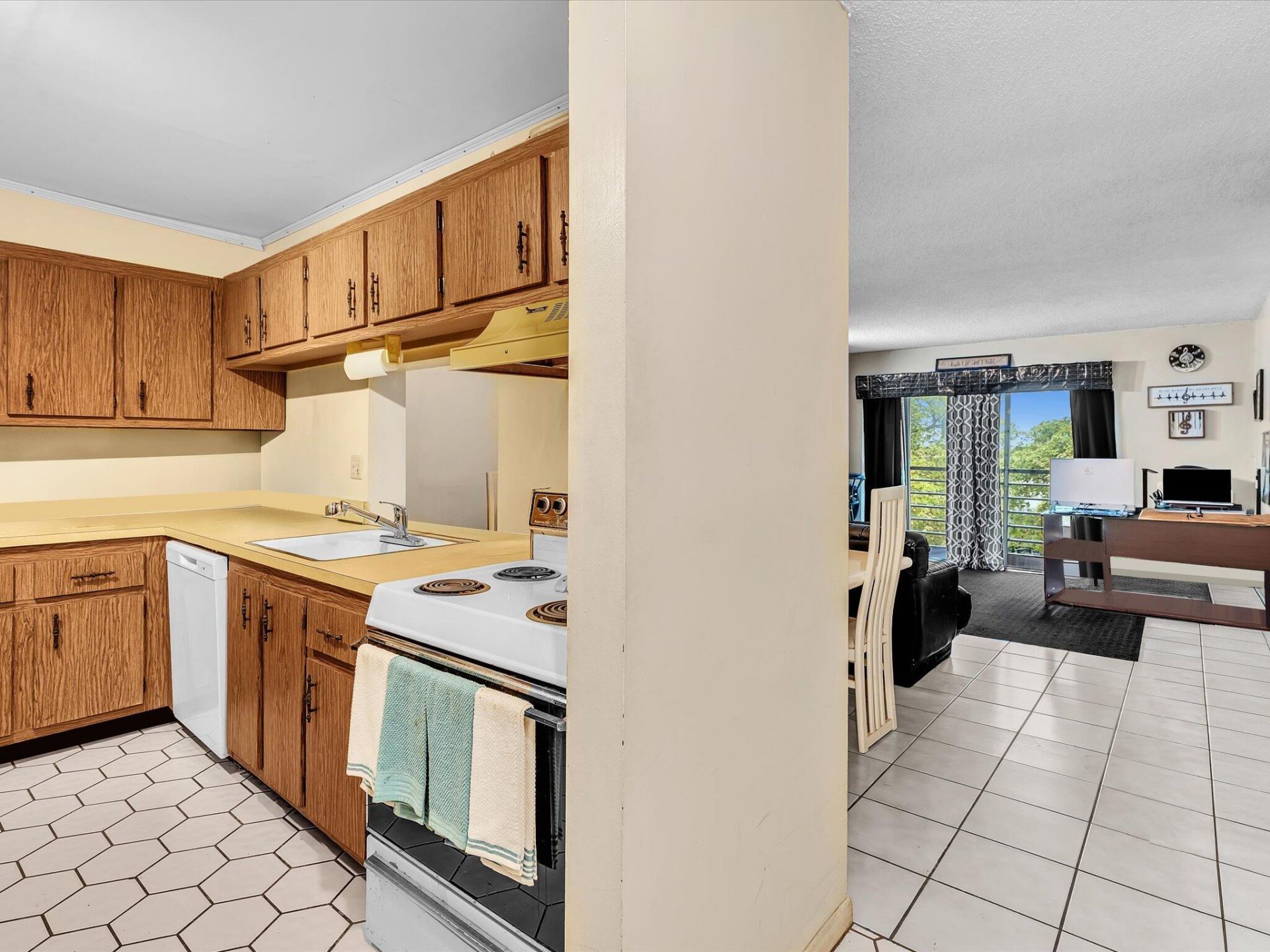 2800 NW 56th, Unit A404, Lauderhill, FL 33313 Photo