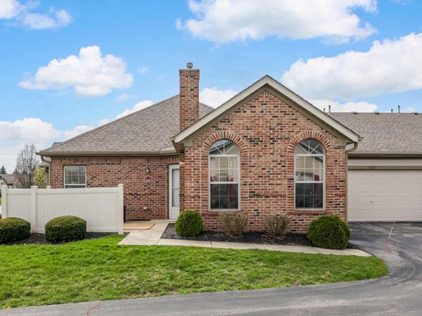 2601 Landings Way, Grove City, OH 43123