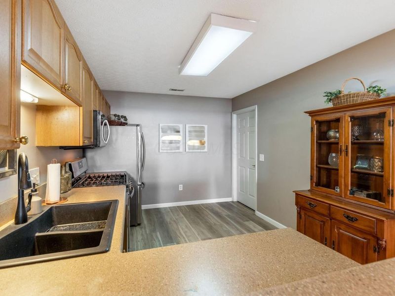 2601 Landings Way, Grove City, OH 43123 Photo 11