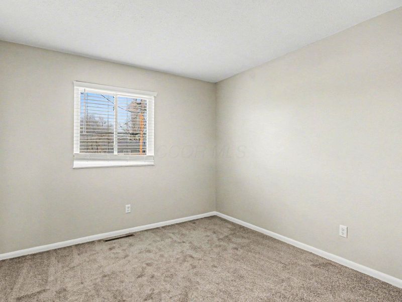 858 Higbee Drive S, Columbus, OH 43207 Photo 10