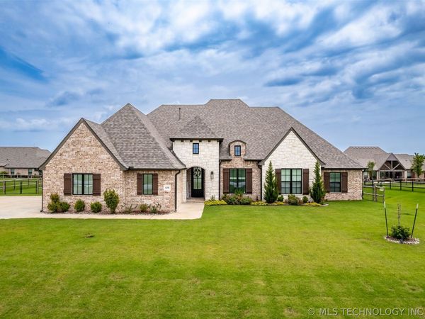 11391 S 213th East Avenue, Broken Arrow, OK 74014