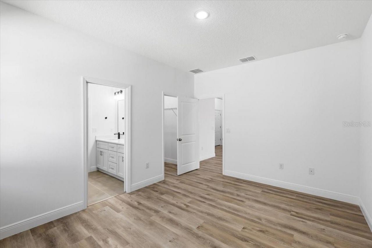 367 Villa Sorrento Circle, Haines City, FL 33844 Photo