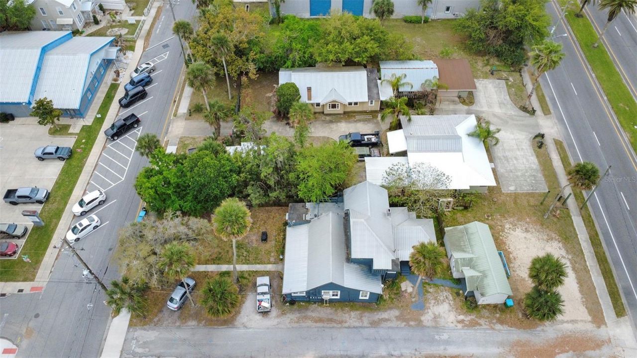 324 N Orange Street, New Smyrna Beach, FL 32168 Photo