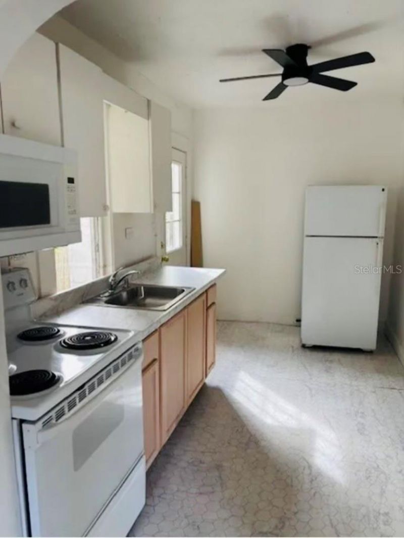 324 N Orange Street, New Smyrna Beach, FL 32168 Photo