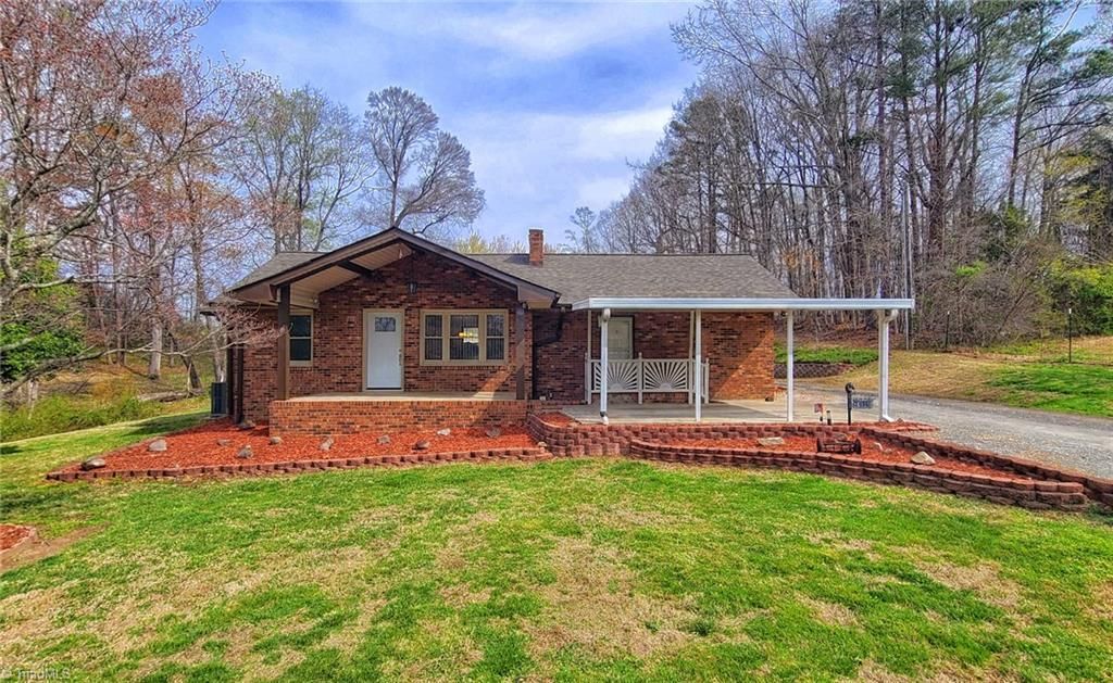 4515 Rocklane Drive, Walkertown, NC 27051 Main Photo