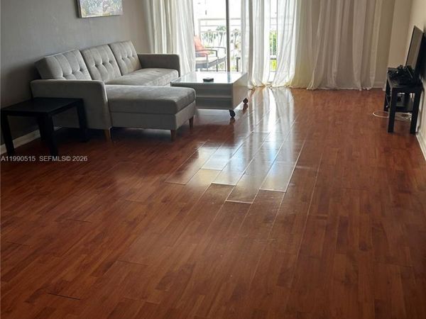 400 Kings Point Dr , Unit 604, Sunny Isles Beach, FL 33160