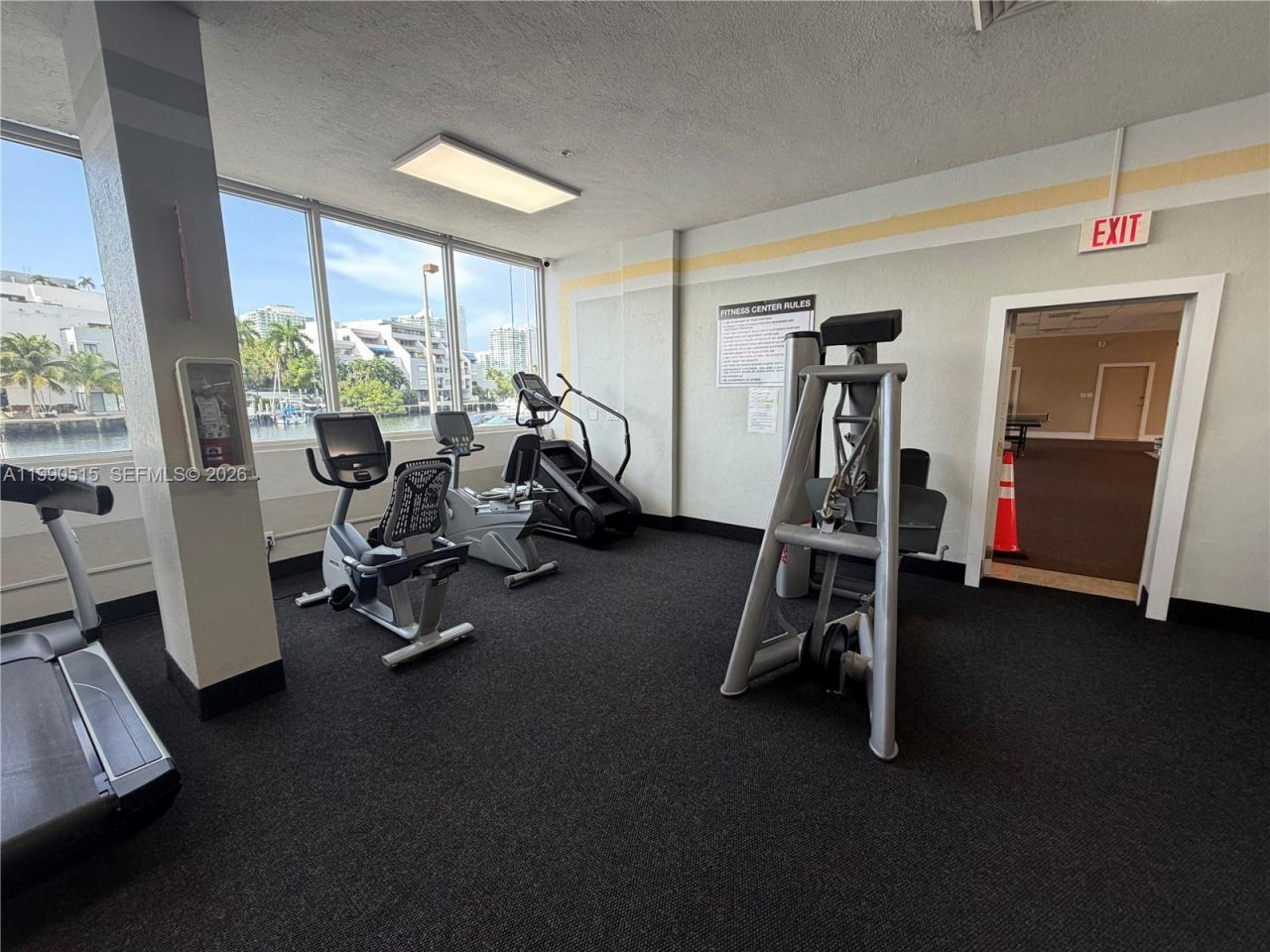400 Kings Point Dr, Unit 604, Sunny Isles Beach, FL 33160 Photo