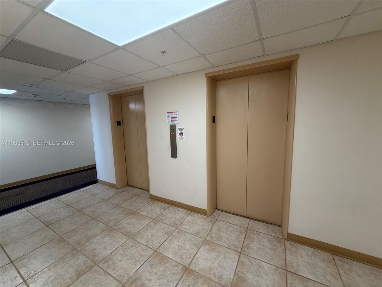 400 Kings Point Dr, Unit 604, Sunny Isles Beach, FL 33160 Photo