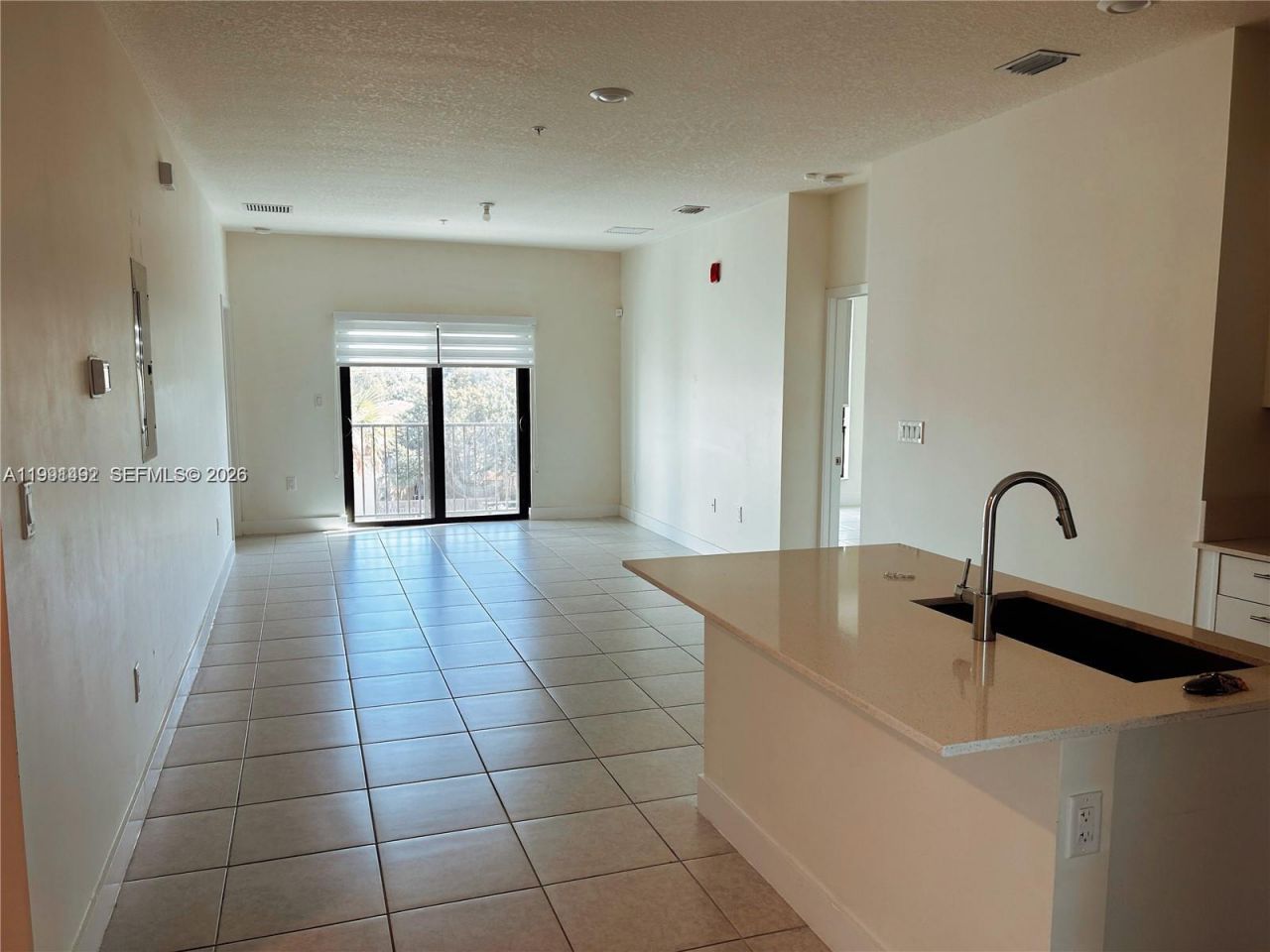 8001 NW 41 St, Unit 409, Doral, FL 33166 Photo
