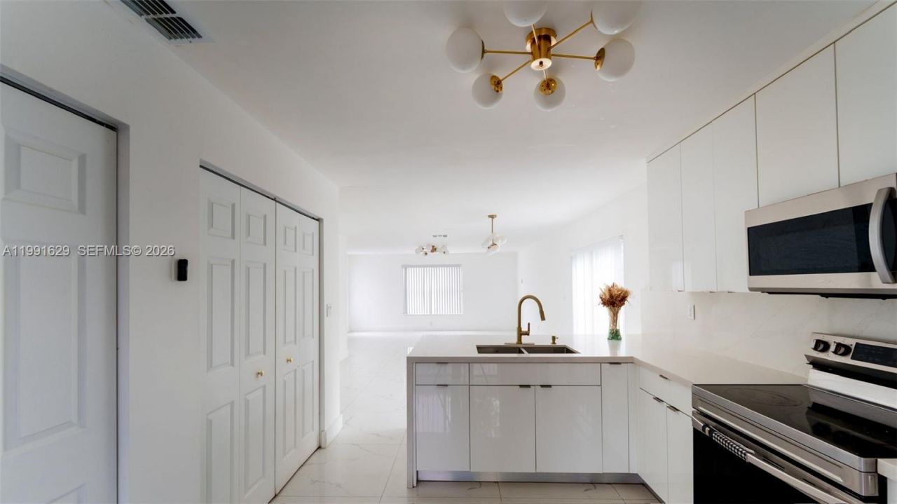 22226 SW 98th Pl , Cutler Bay, FL 33190 Photo