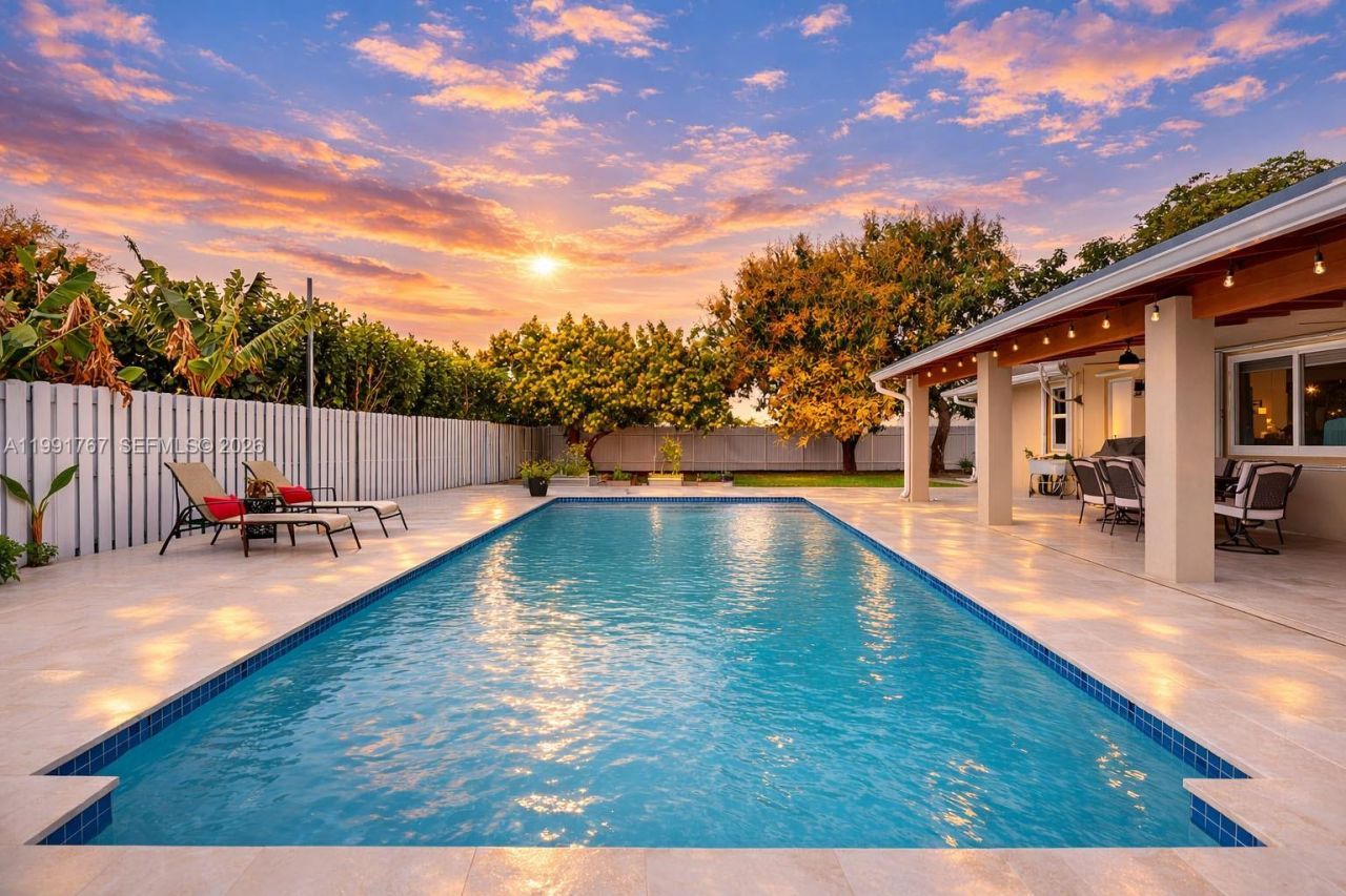 15382 SW 153rd St , Miami, FL 33187 Photo