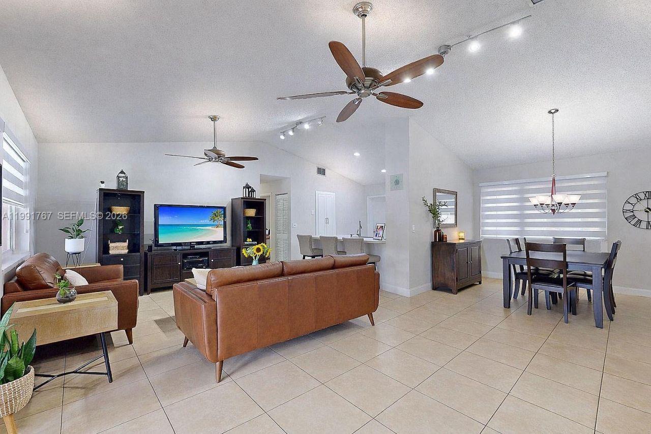 15382 SW 153rd St , Miami, FL 33187 Photo