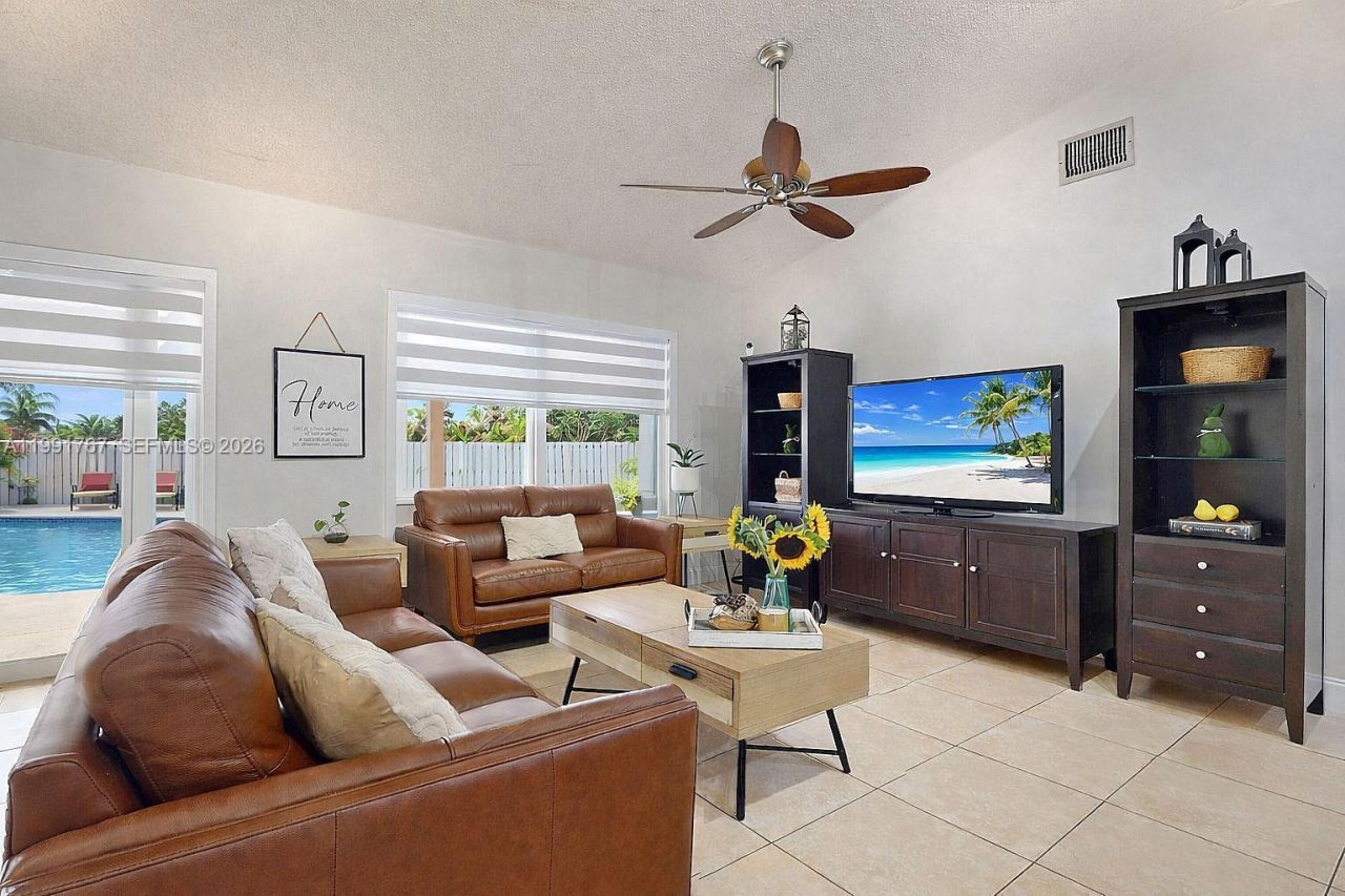 15382 SW 153rd St , Miami, FL 33187 Photo