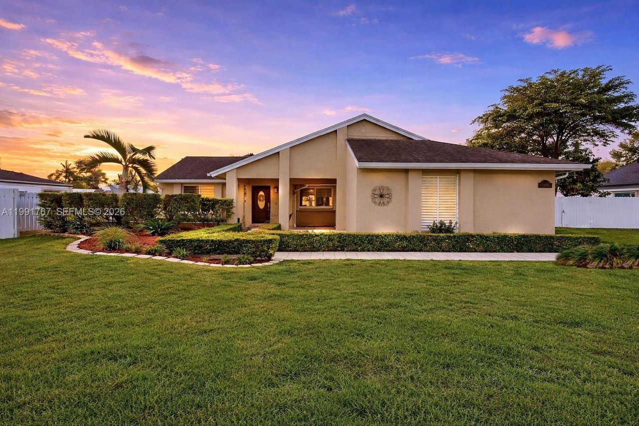 15382 SW 153rd St , Miami, FL 33187 Photo