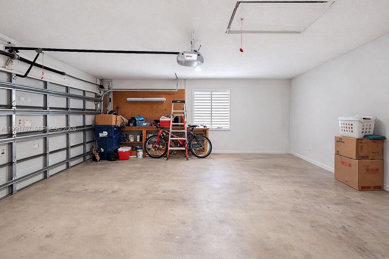 15382 SW 153rd St , Miami, FL 33187 Photo