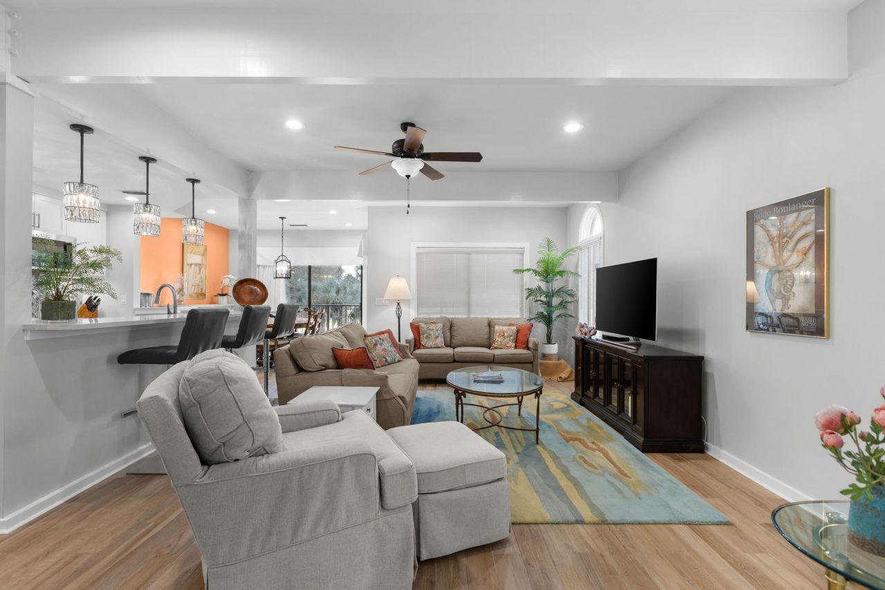 3014 Ocean Winds Drive Photo 10