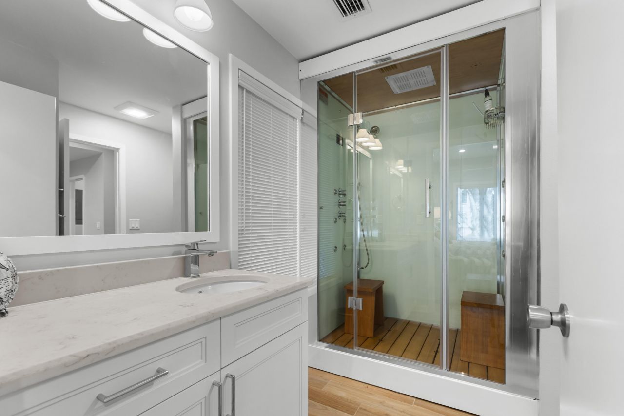 3014 Ocean Winds Drive Photo 35