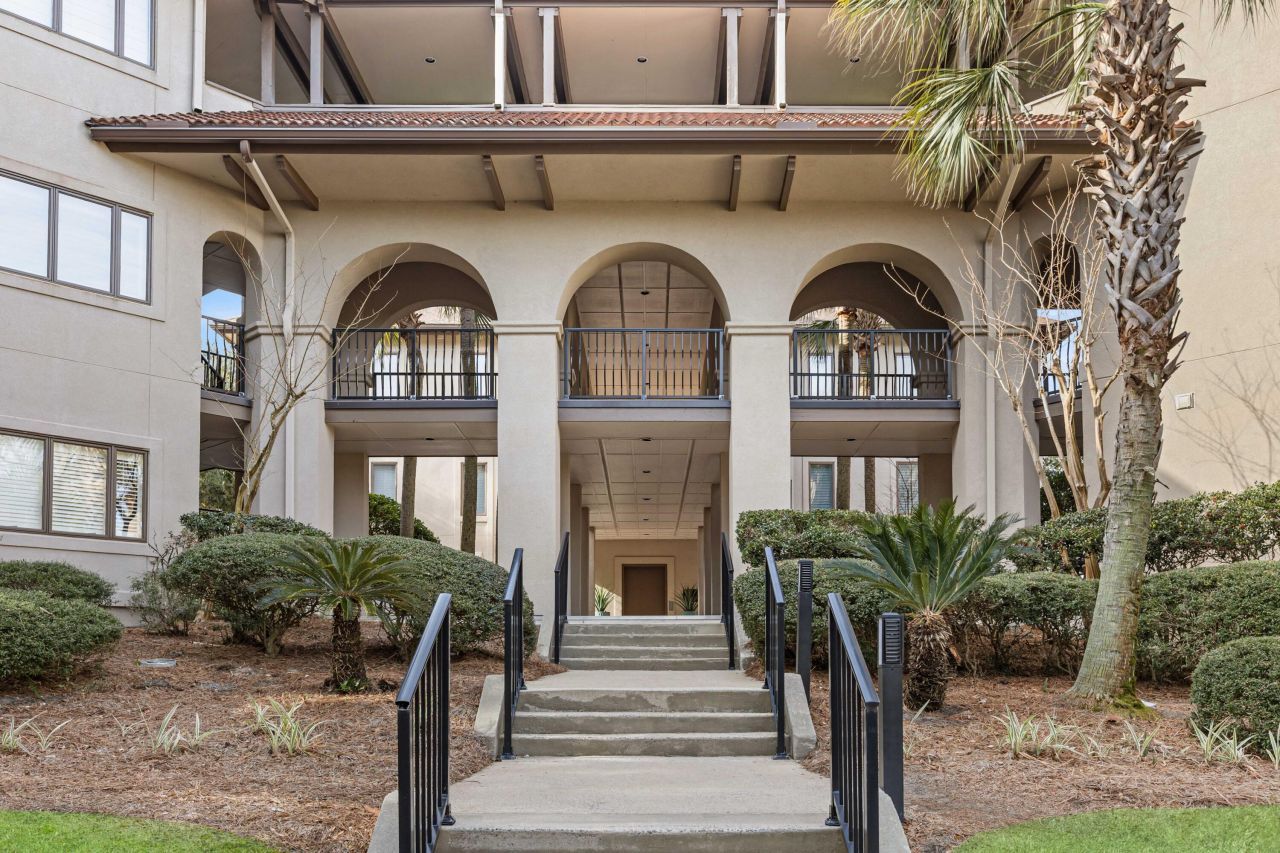 3014 Ocean Winds Drive Photo 5