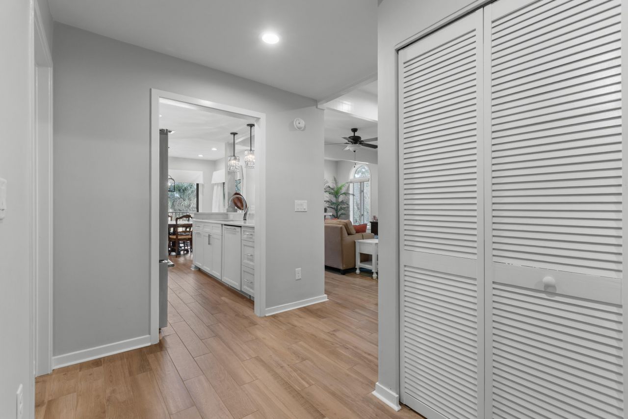 3014 Ocean Winds Drive Photo 8