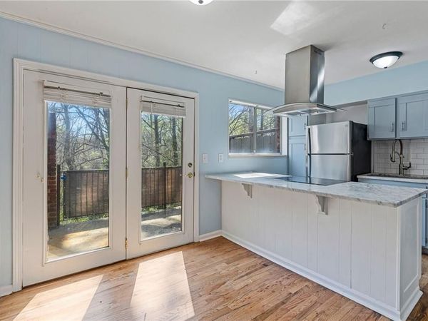 3083 Colonial Way, Unit F, Atlanta, GA 30341