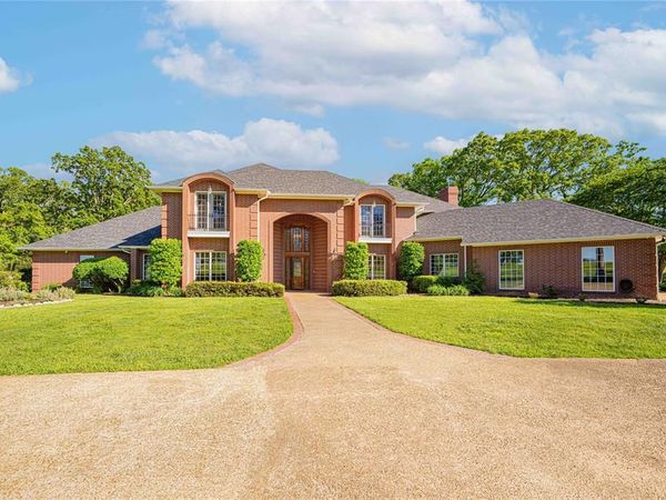 636 CR 3330 , Omaha, TX 75571