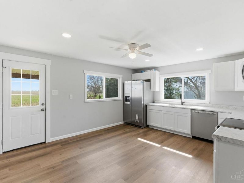 406 Ellis Street, Port William, OH 45164 Photo 8