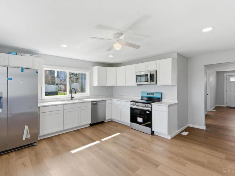 406 Ellis Street, Port William, OH 45164 Photo 9